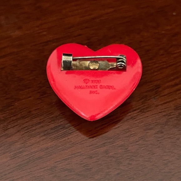 Vintage Hallmark brooch heart checkerboard. - Picture 3 of 6